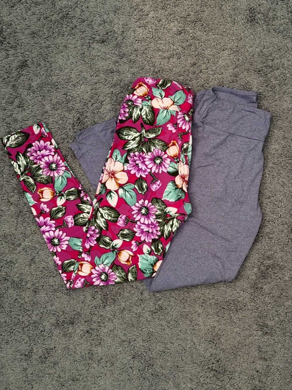 LuLaRoe Raspberry Floral & Heather Gray Leggings Set